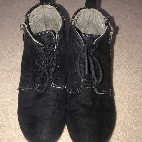 BONGO Black Wedge Heels - Picture 6 of 8